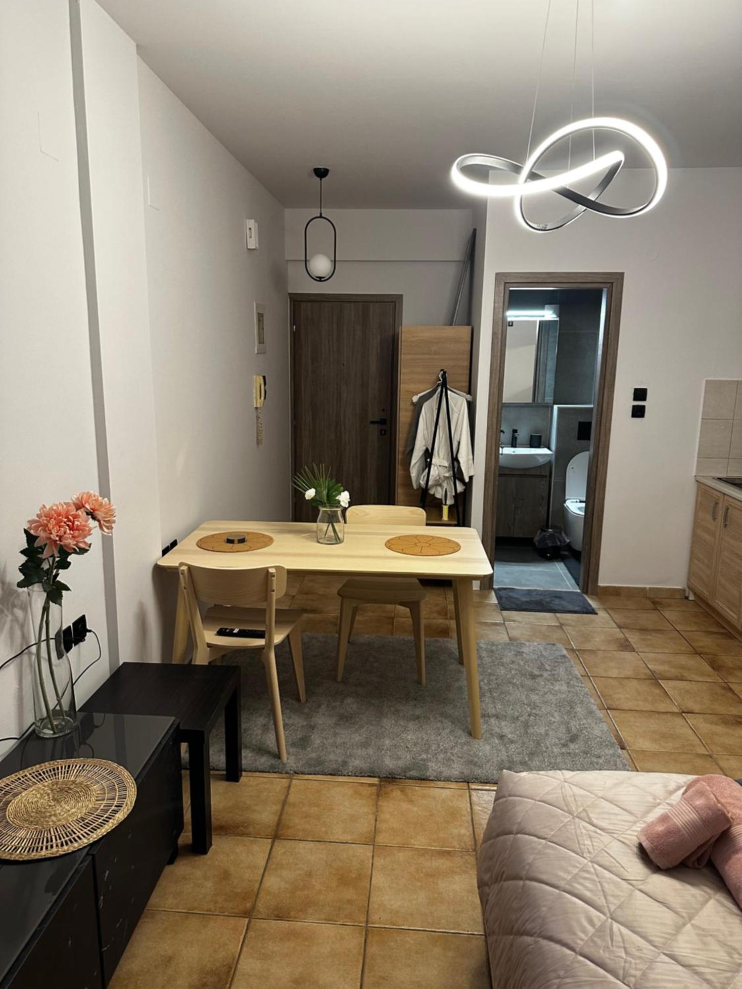 Νεάπολη Apartamento Larissa Exterior foto