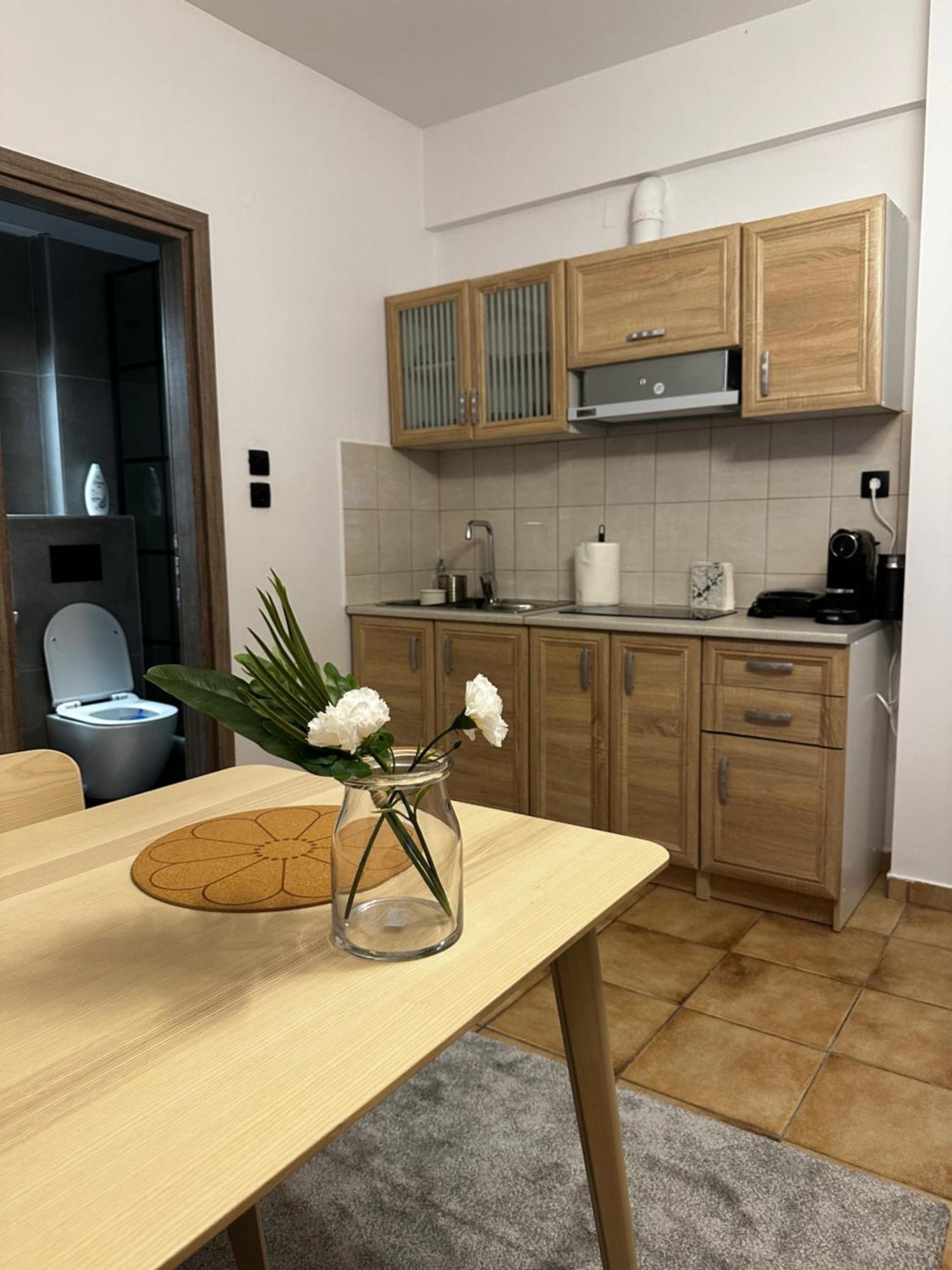 Νεάπολη Apartamento Larissa Exterior foto